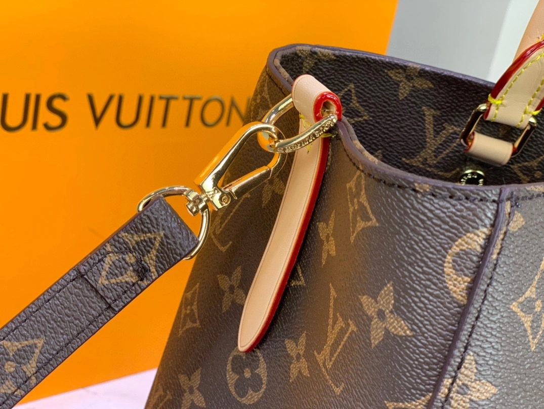 Louis Vuitton AAA Quality Handbags For Women DailyWear 2396