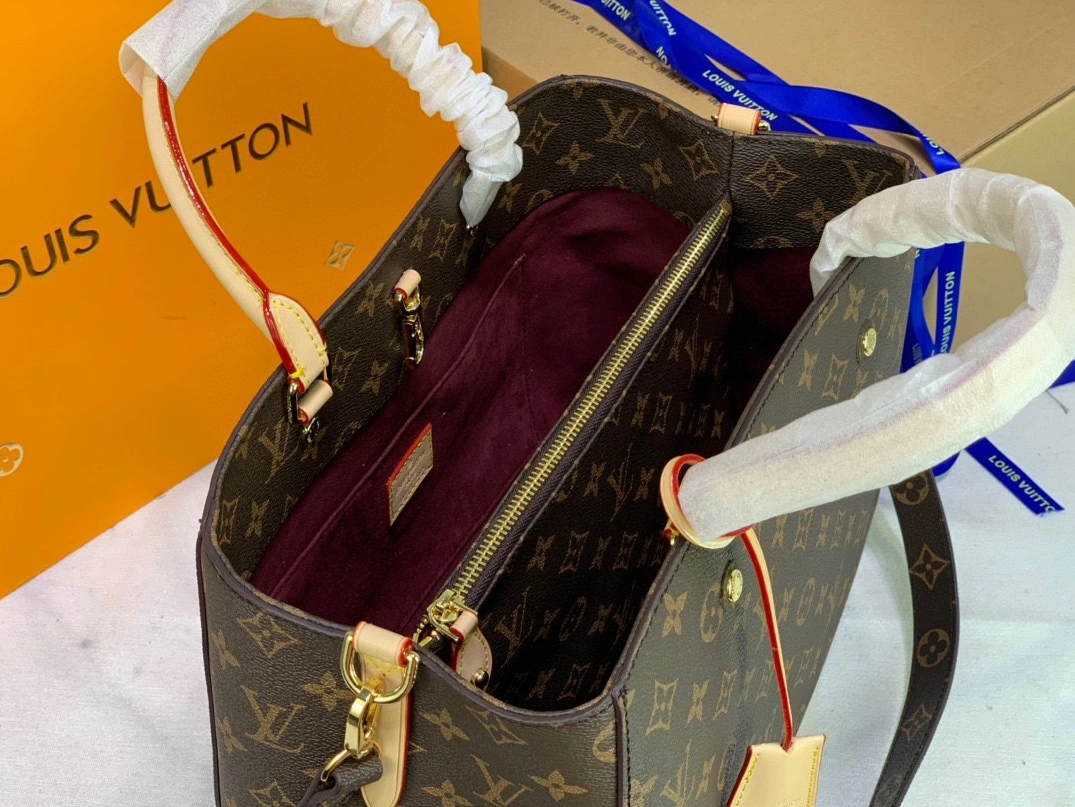 Louis Vuitton AAA Quality Handbags For Women DailyWear 2396