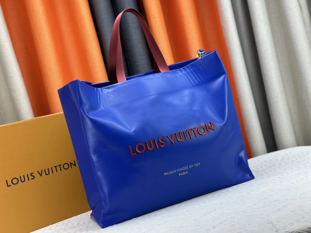 Louis Vuitton AAA Quality Handbags For Women DailyWear 4196
