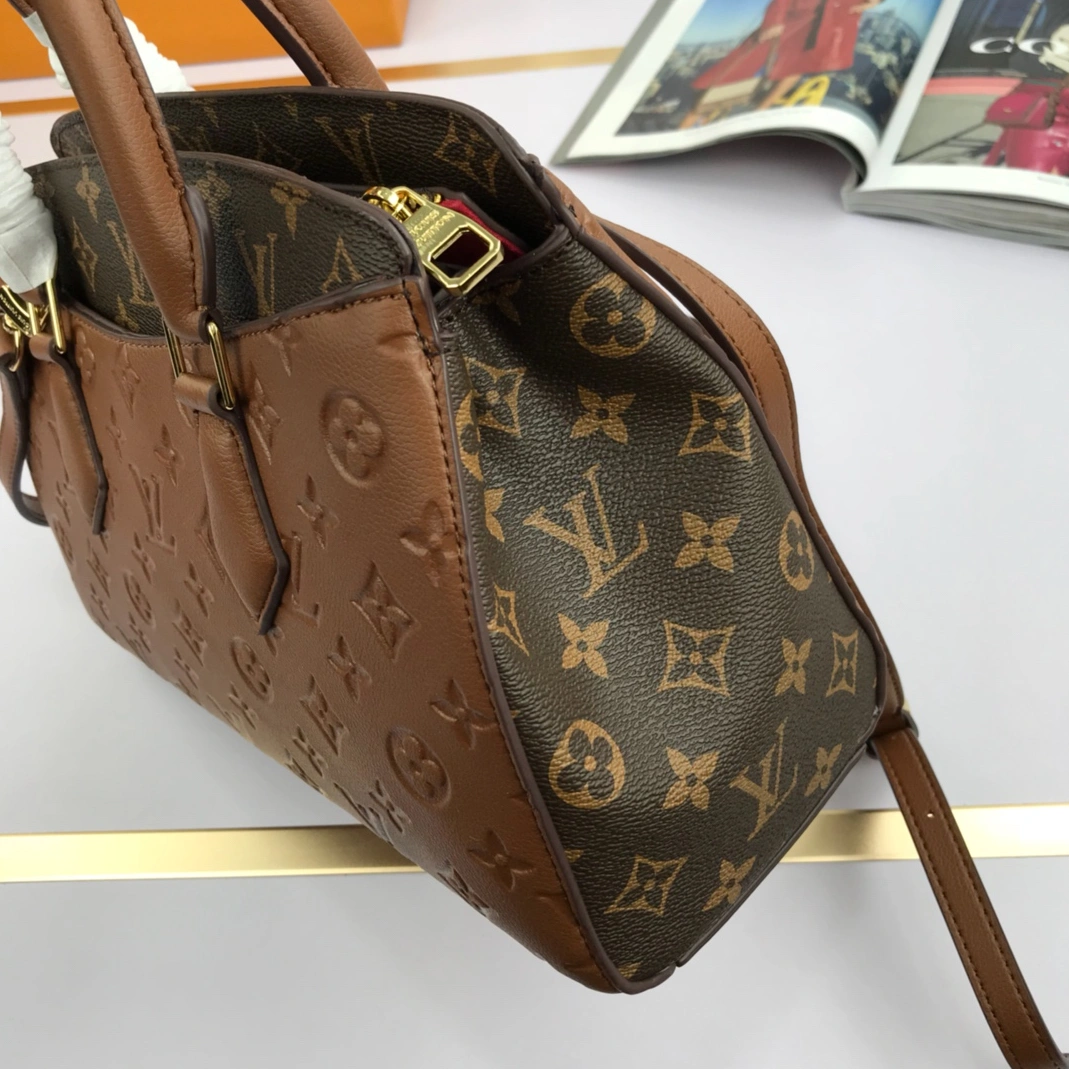 Louis Vuitton AAA Quality Handbags For Women DailyWear 7288