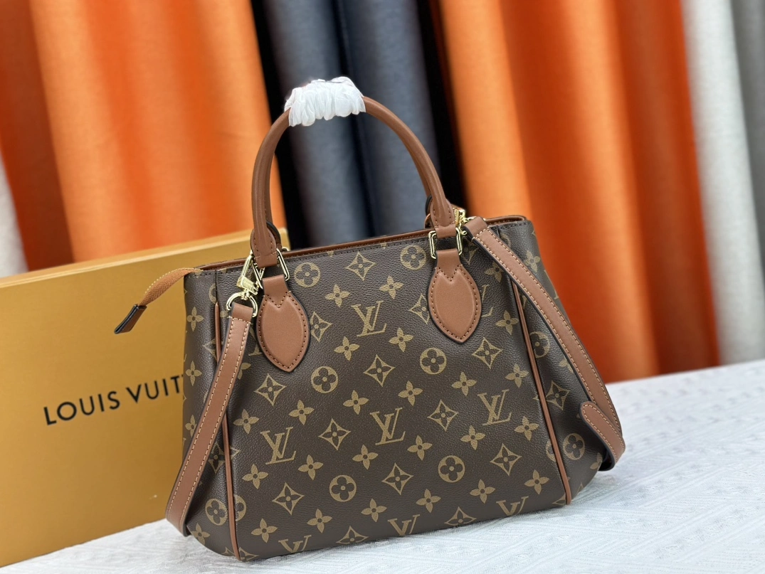 Louis Vuitton AAA Quality Handbags For Women Durable 2308