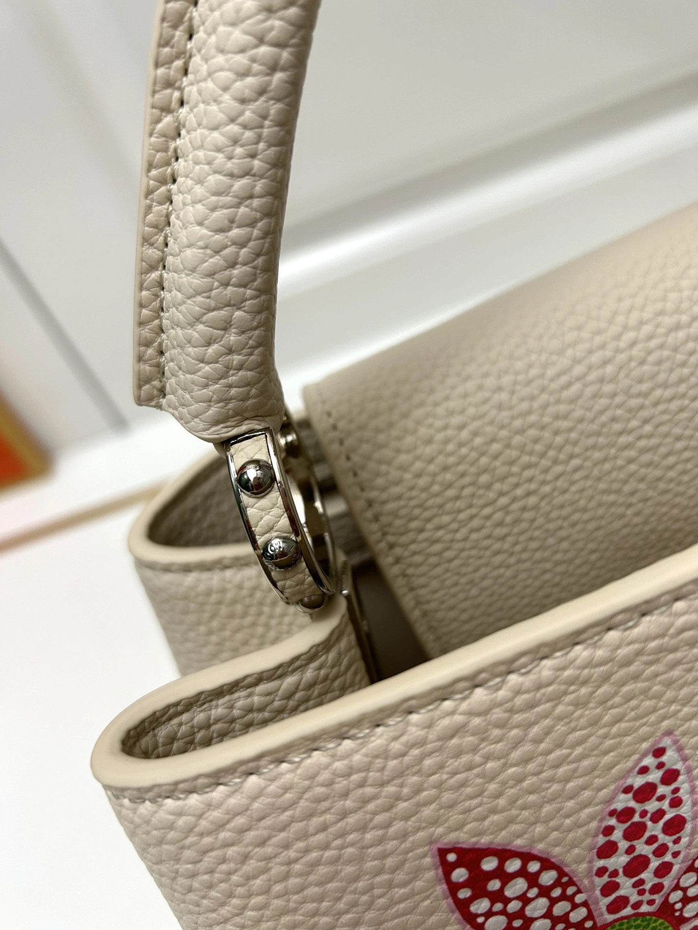 Louis Vuitton AAA Quality Handbags For Women Durable 4139