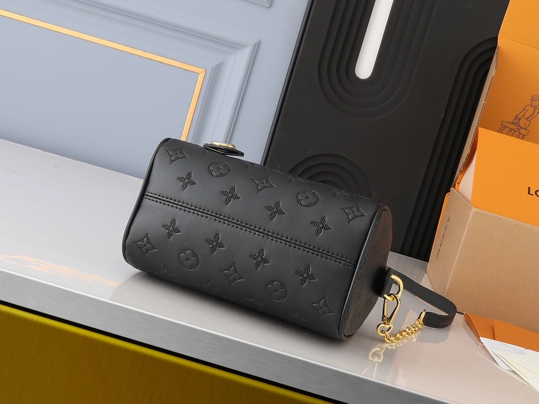 Louis Vuitton AAA Quality Handbags For Women Durable 7514