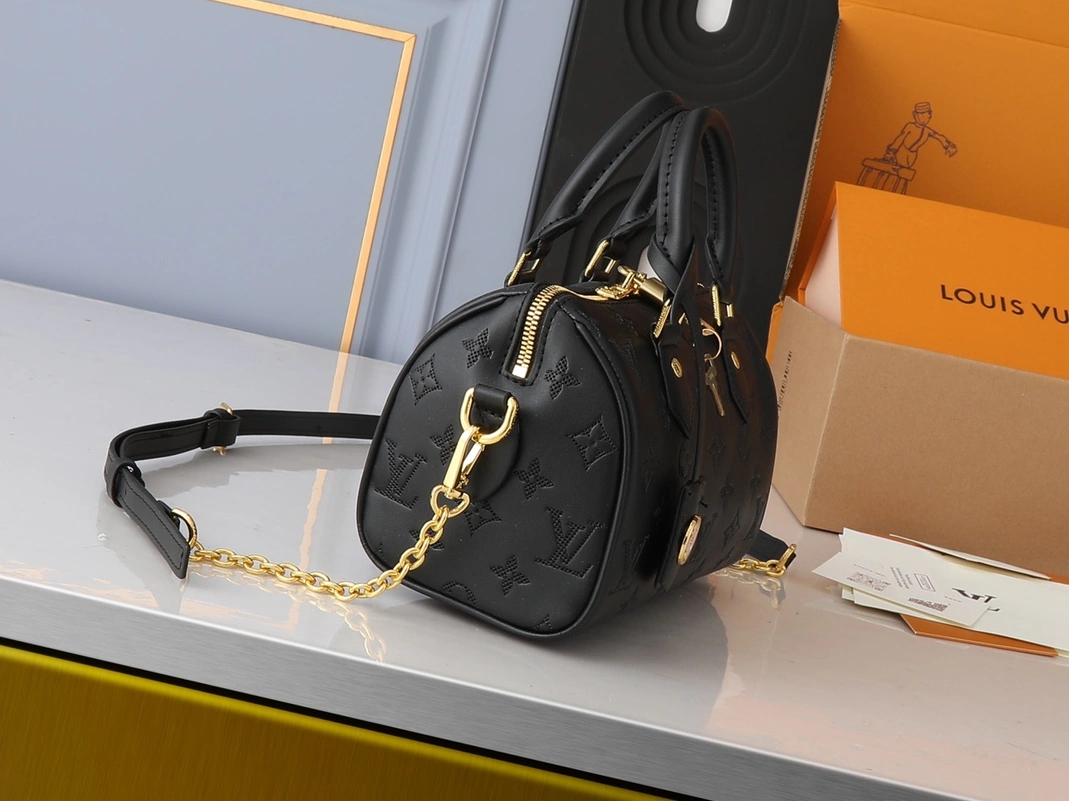Louis Vuitton AAA Quality Handbags For Women Durable 7514