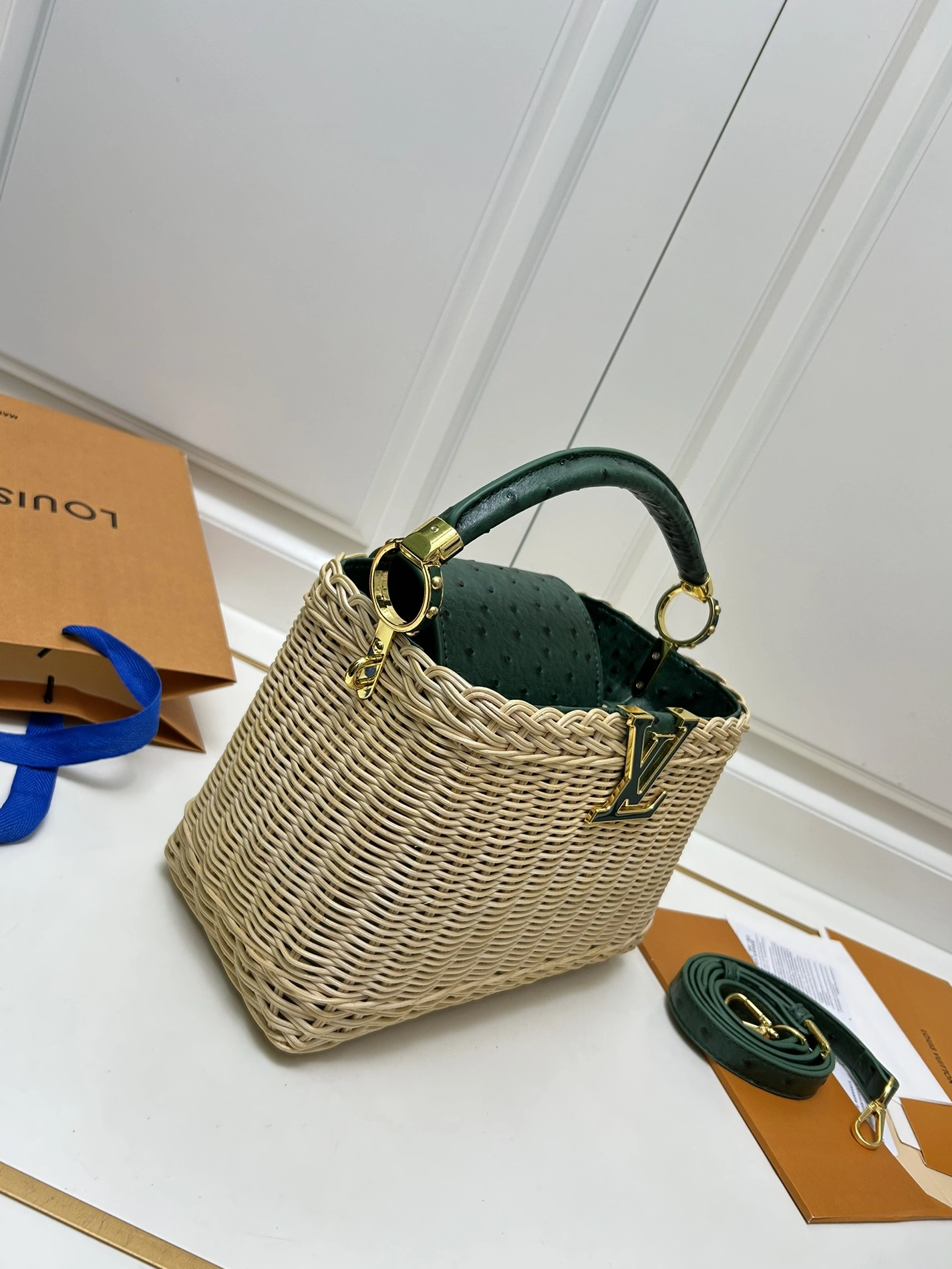 Louis Vuitton AAA Quality Handbags For Women Durable 9765