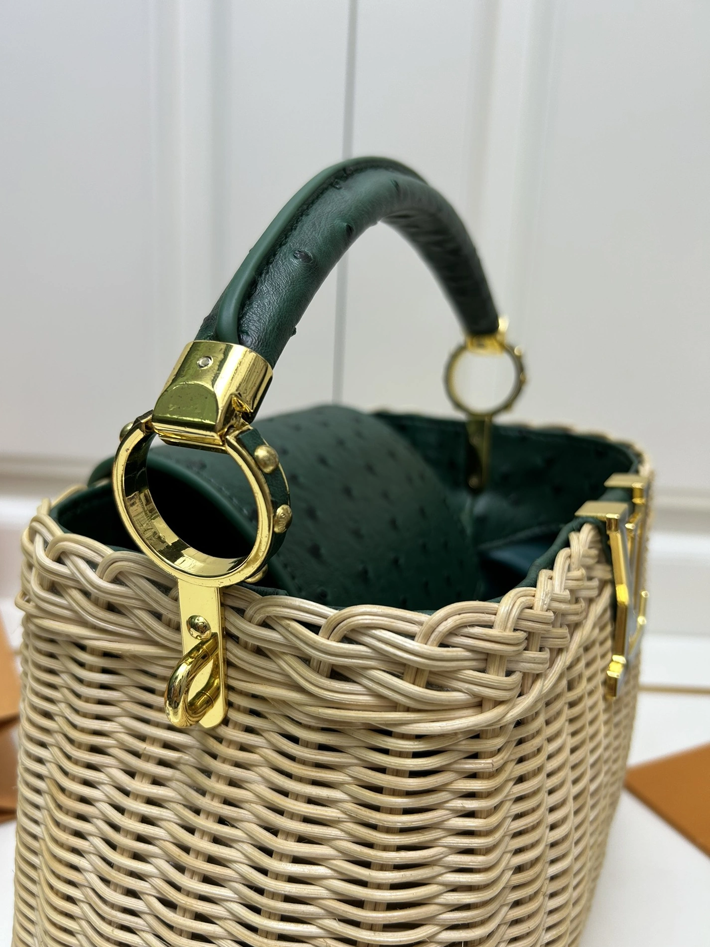 Louis Vuitton AAA Quality Handbags For Women Durable 9765