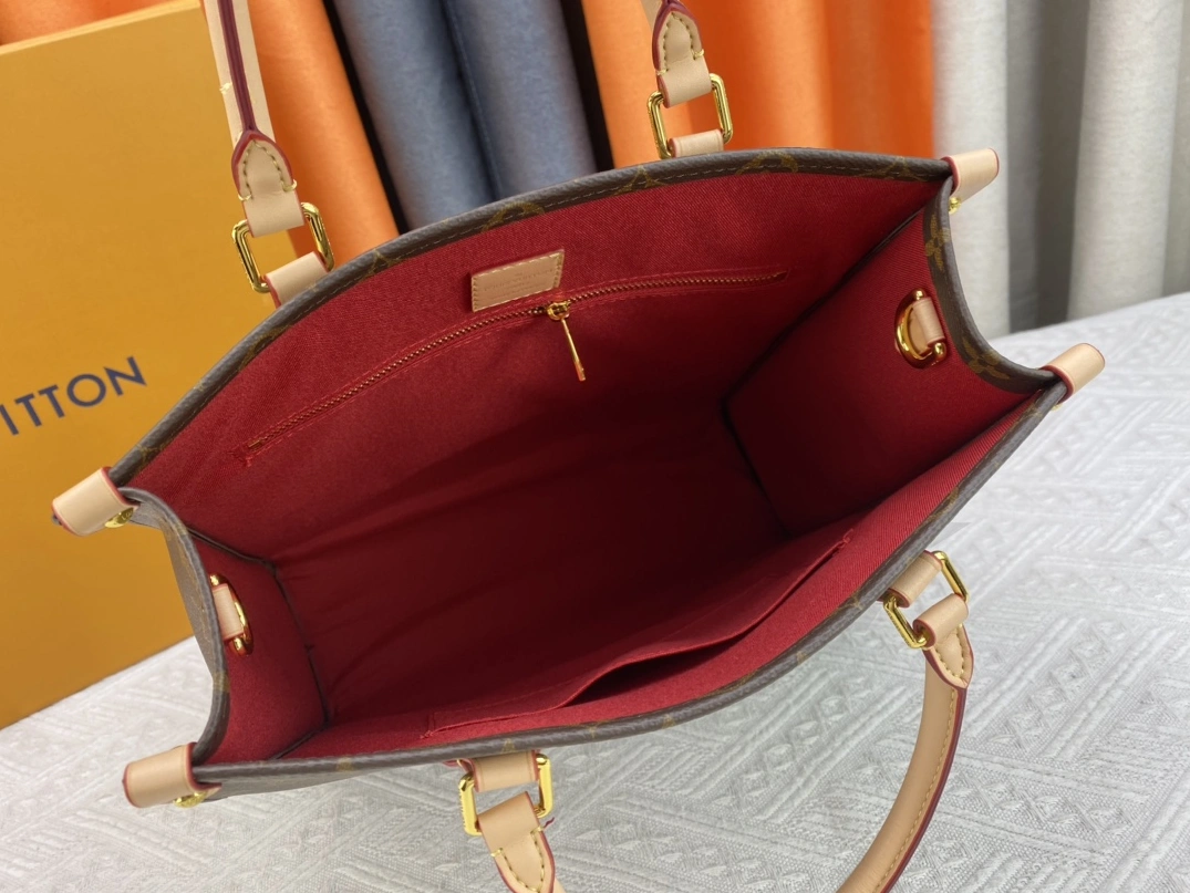Louis Vuitton AAA Quality Handbags For Women EasyMatch 809