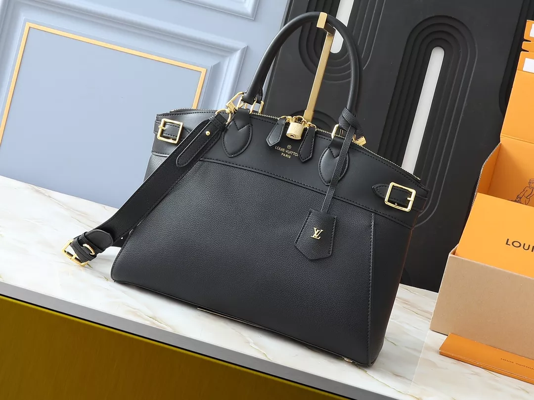 Louis Vuitton AAA Quality Handbags For Women EasyMatch 8171