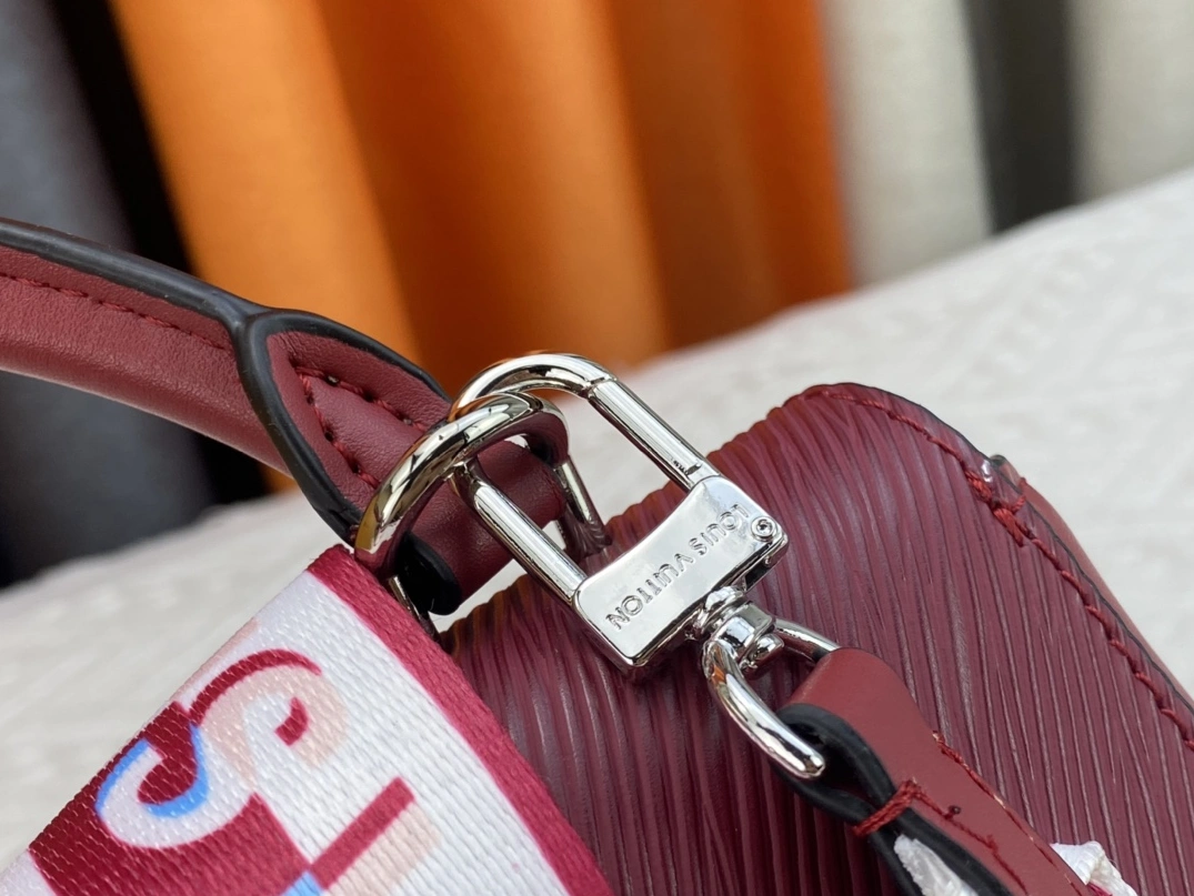 Louis Vuitton AAA Quality Handbags For Women Efficient 6698
