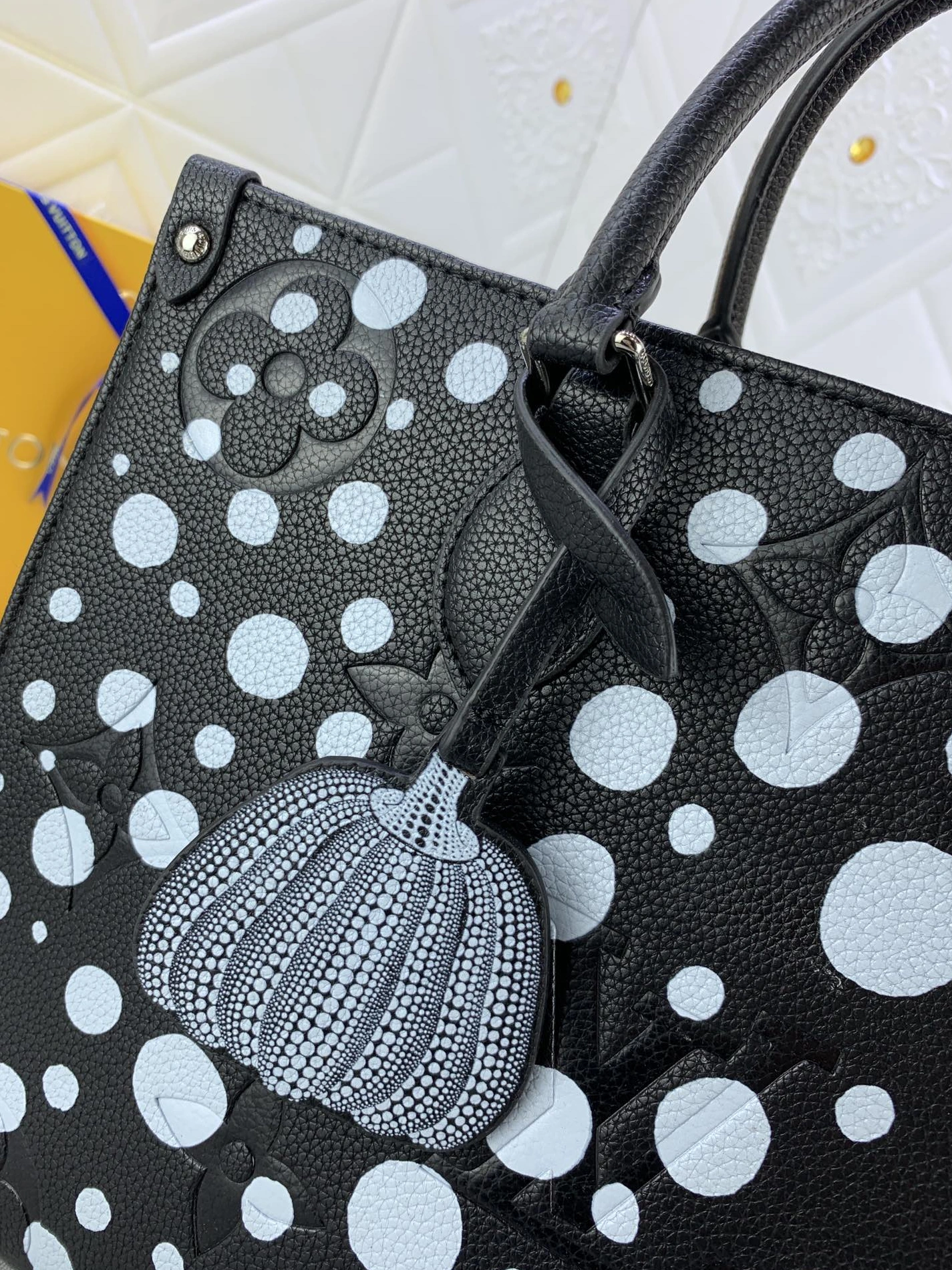 Louis Vuitton AAA Quality Handbags For Women Flexible 1757