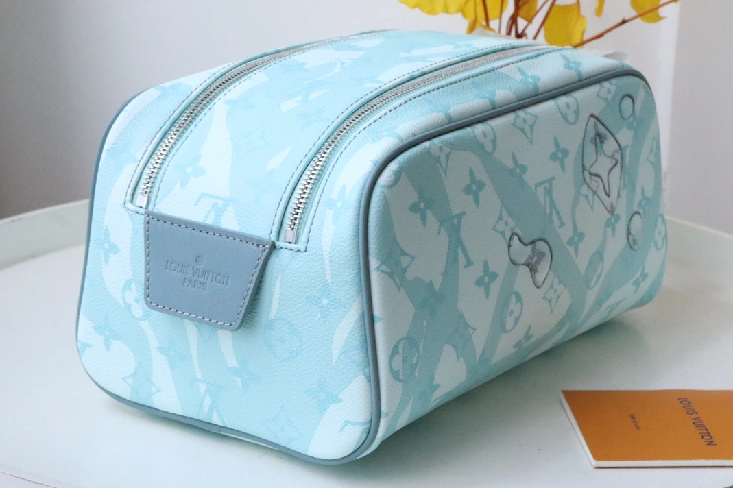 Louis Vuitton AAA Quality Handbags For Women GoodFit 3589