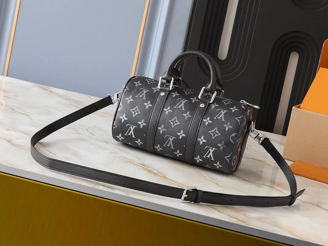 Louis Vuitton AAA Quality Handbags For Women GoodFit 746