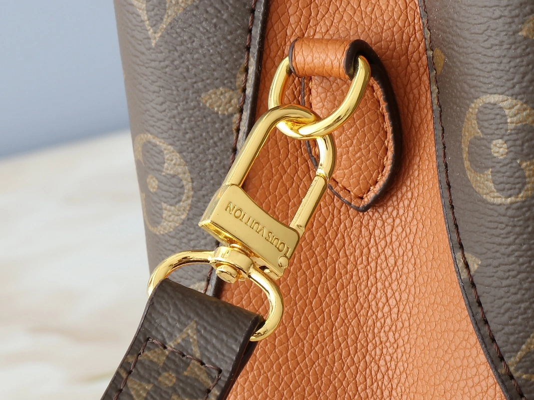 Louis Vuitton AAA Quality Handbags For Women GoodFit 8332