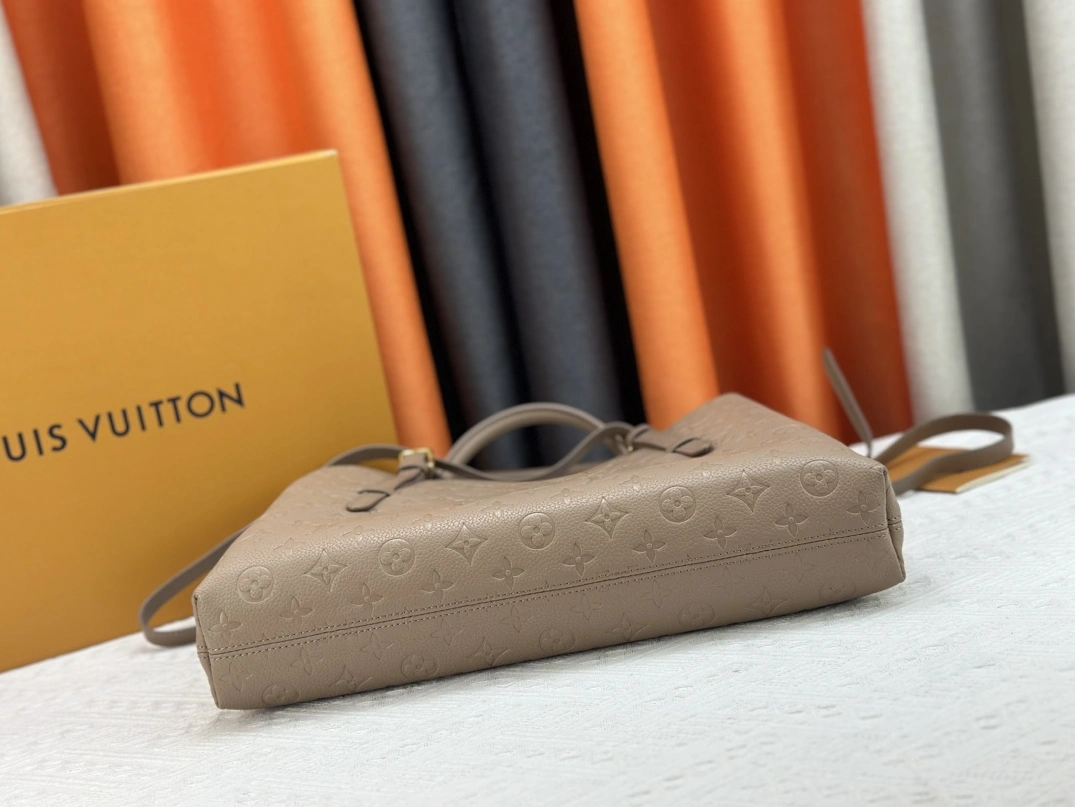 Louis Vuitton AAA Quality Handbags For Women HighQuality 7480