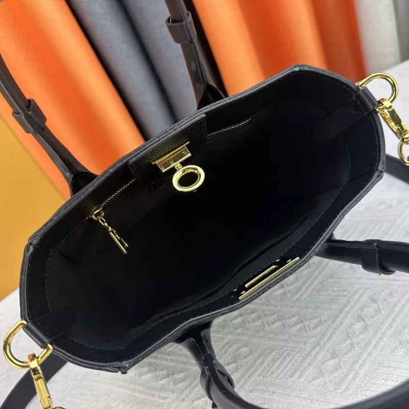 Louis Vuitton AAA Quality Handbags For Women Lightweight 7167