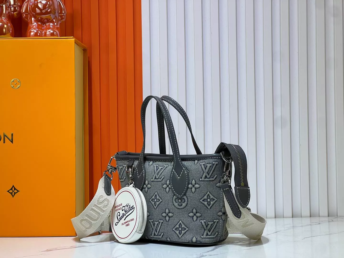 Louis Vuitton AAA Quality Handbags For Women Lightweight 9896