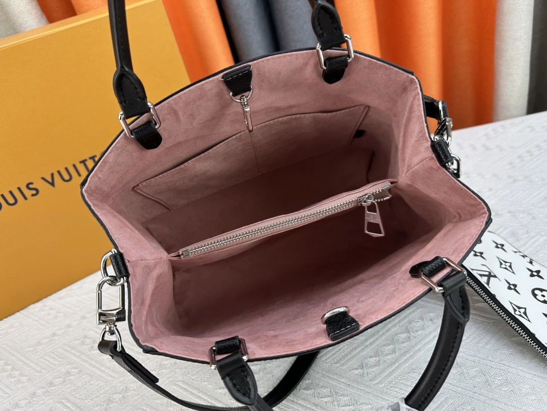 Louis Vuitton AAA Quality Handbags For Women Modern 6675