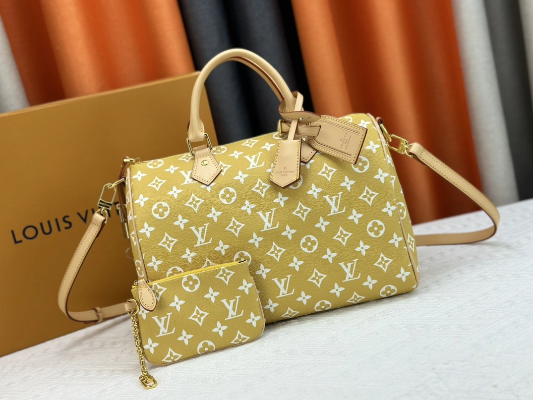 Louis Vuitton AAA Quality Handbags For Women Modern 753