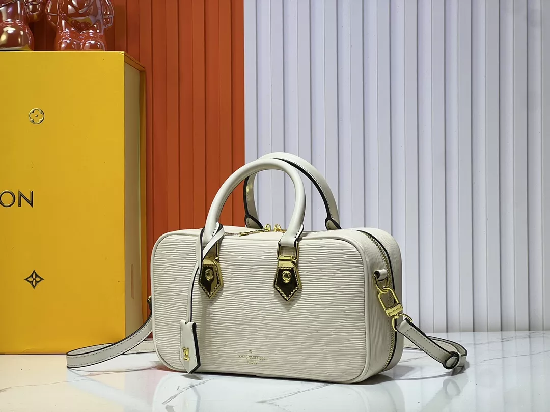 Louis Vuitton AAA Quality Handbags For Women ModernLook 4592