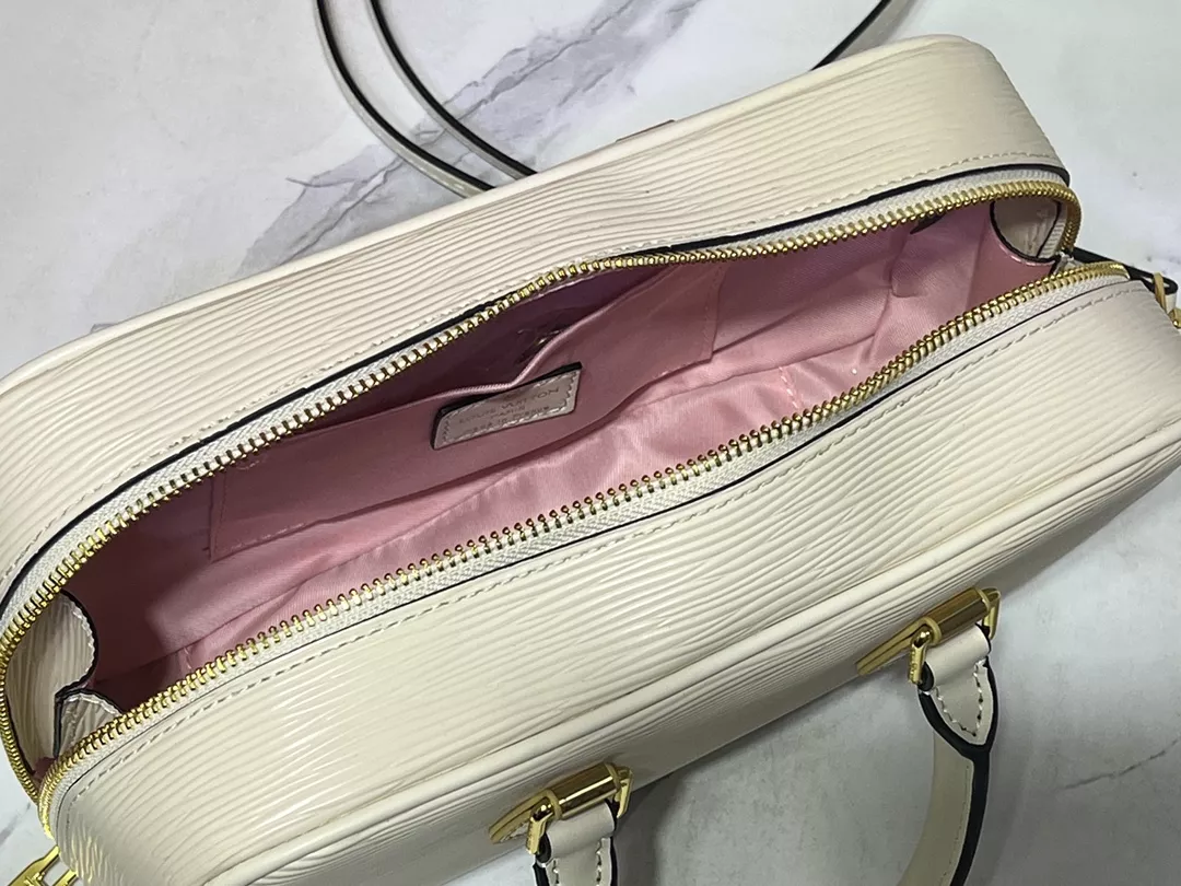 Louis Vuitton AAA Quality Handbags For Women ModernLook 4592