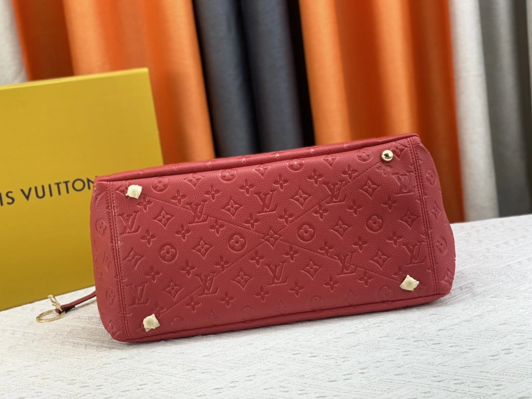 Louis Vuitton AAA Quality Handbags For Women ModernLook 6839