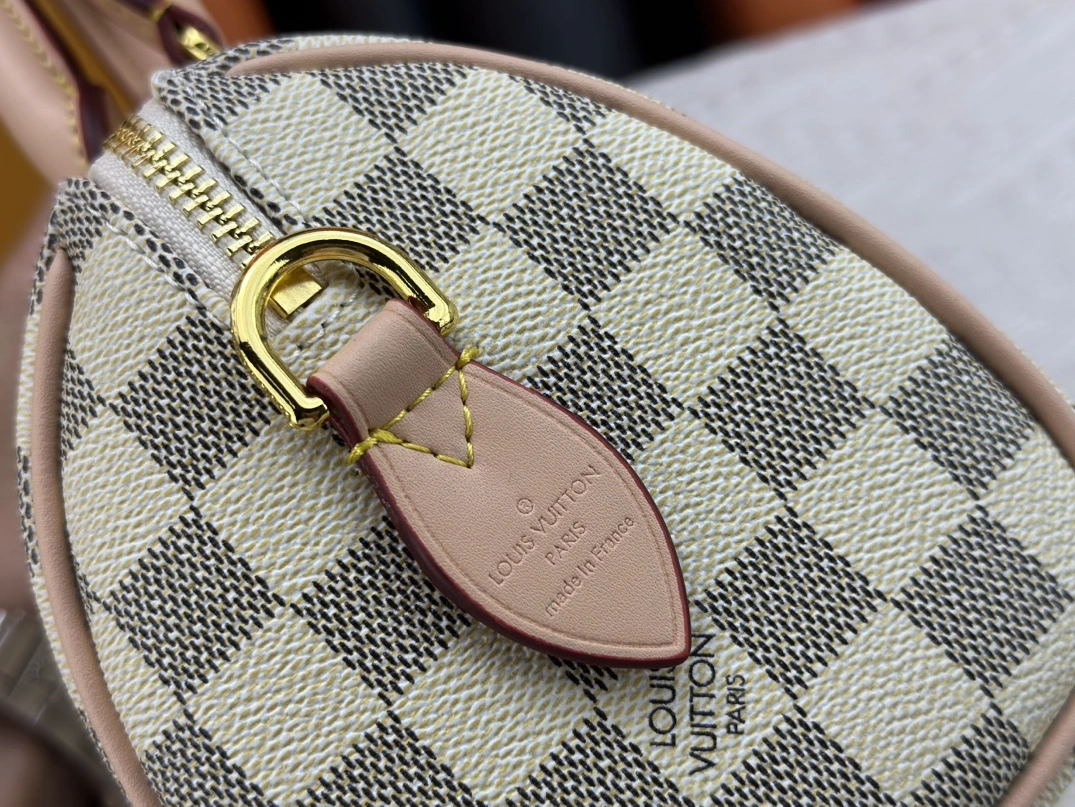 Louis Vuitton AAA Quality Handbags For Women NewStyle 7326