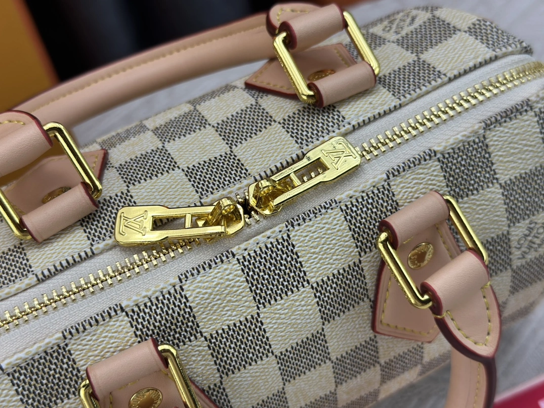 Louis Vuitton AAA Quality Handbags For Women NewStyle 7326