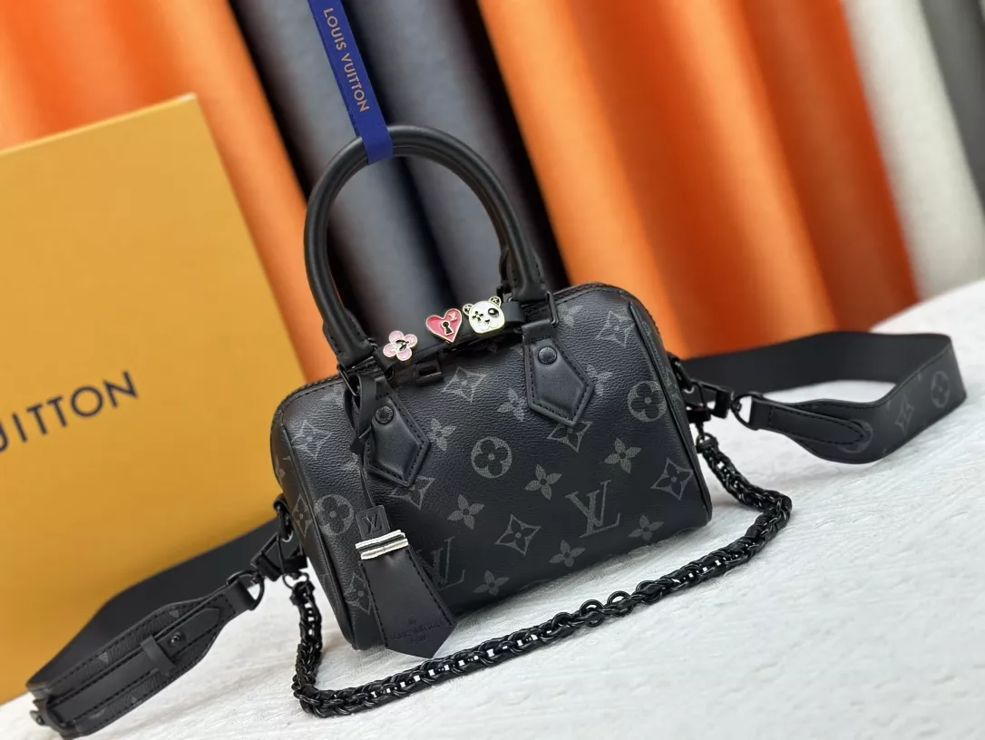 Louis Vuitton AAA Quality Handbags For Women Popular 4515