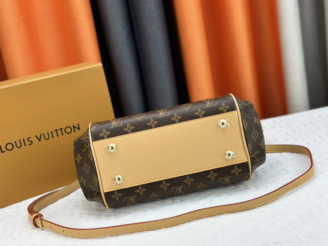 Louis Vuitton AAA Quality Handbags For Women Popular 9029