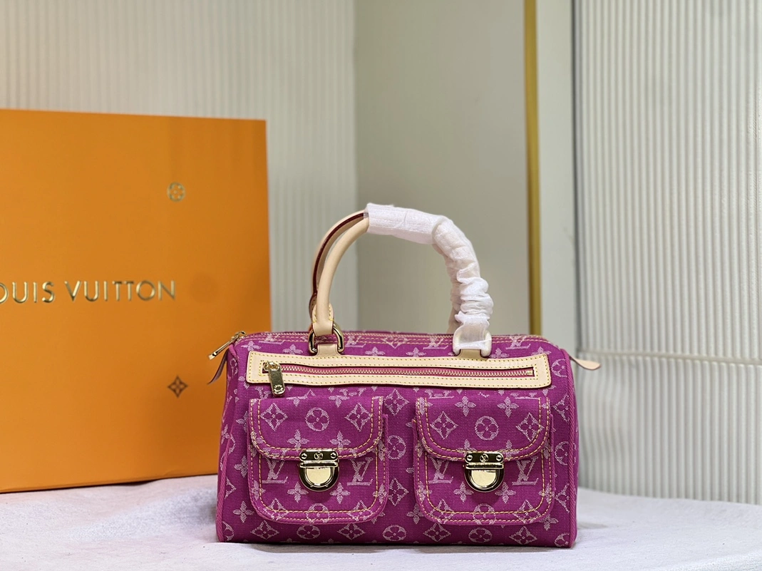 Louis Vuitton AAA Quality Handbags For Women Reliable 186