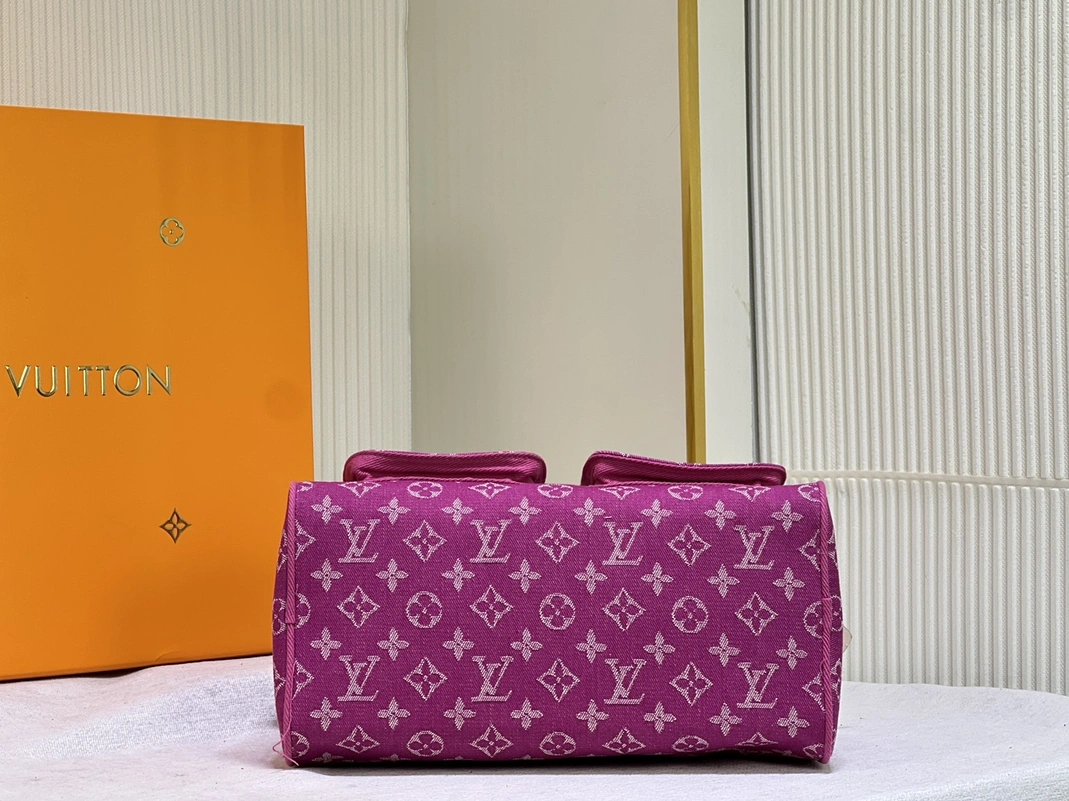 Louis Vuitton AAA Quality Handbags For Women Reliable 186