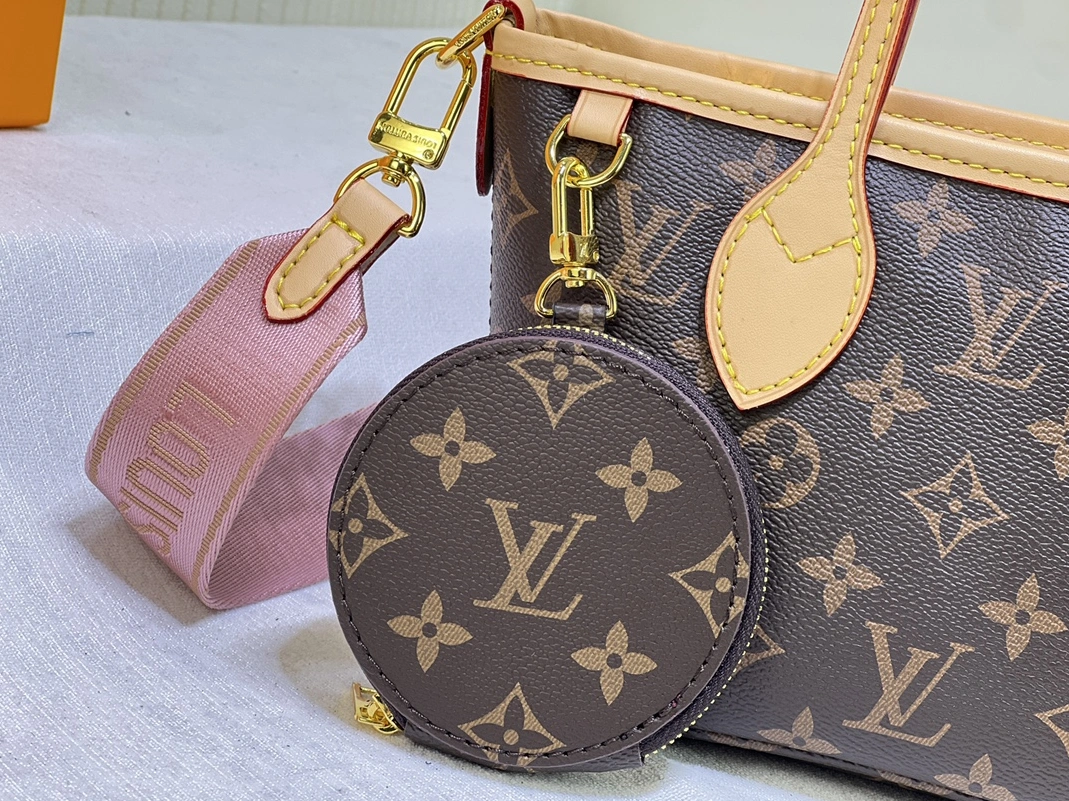 Louis Vuitton AAA Quality Handbags For Women Reliable 7810