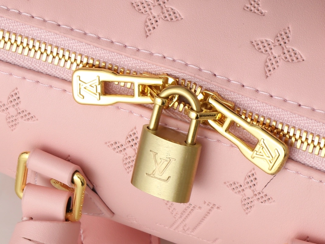 Louis Vuitton AAA Quality Handbags For Women Reliable 7883