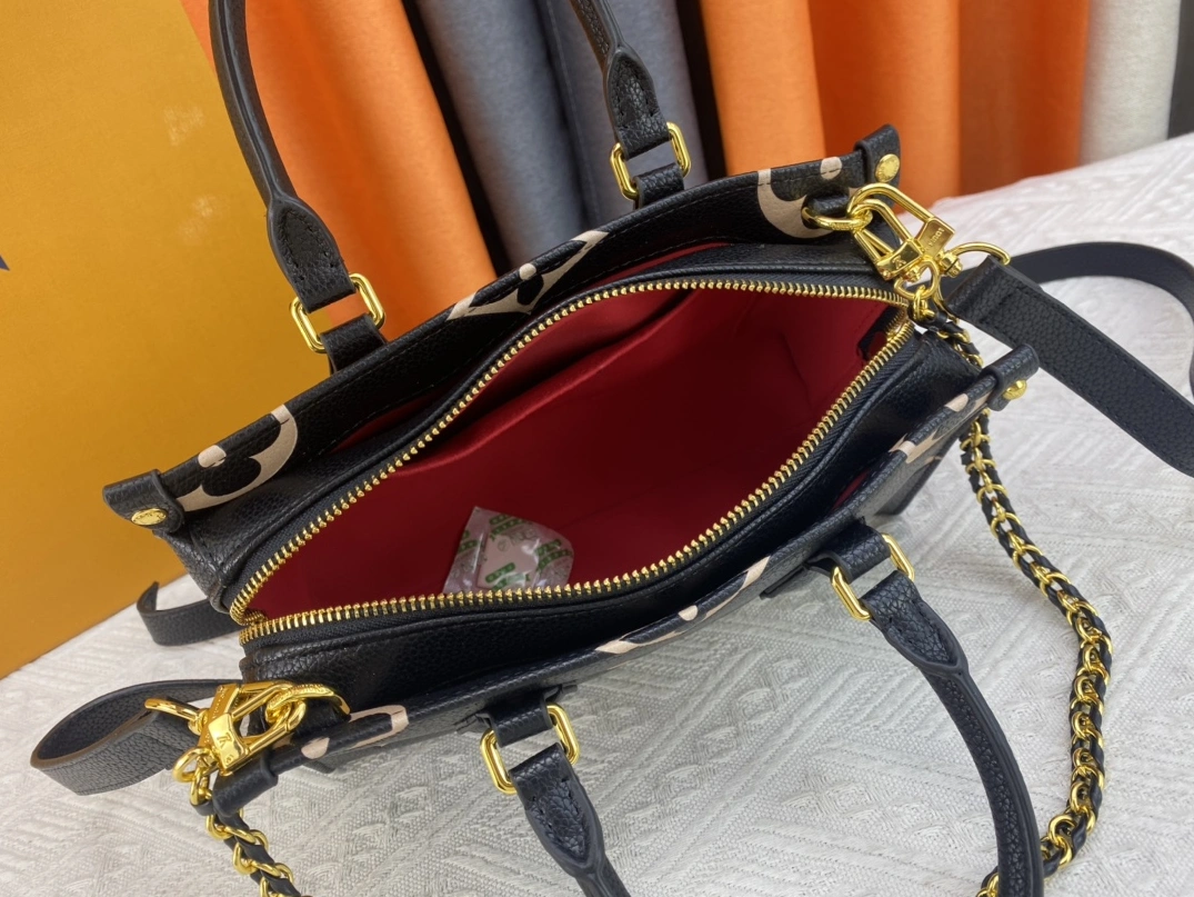 Louis Vuitton AAA Quality Handbags For Women Reliable 8490