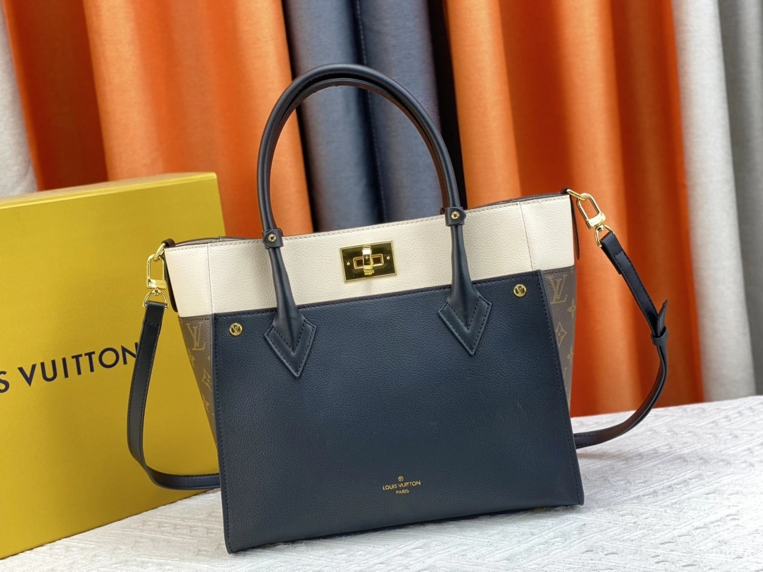 Louis Vuitton AAA Quality Handbags For Women Resilient 5592