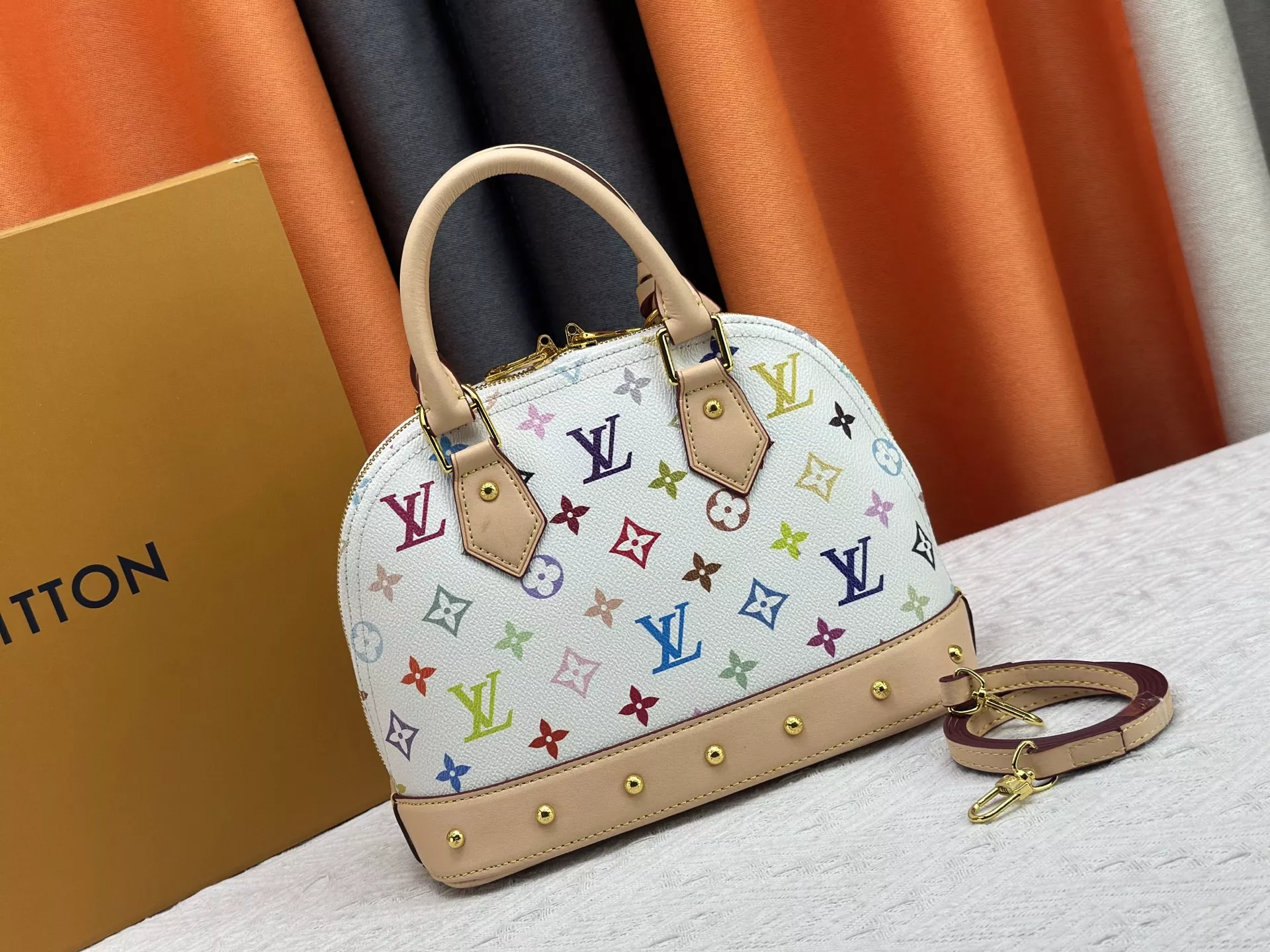 Louis Vuitton AAA Quality Handbags For Women Resilient 794