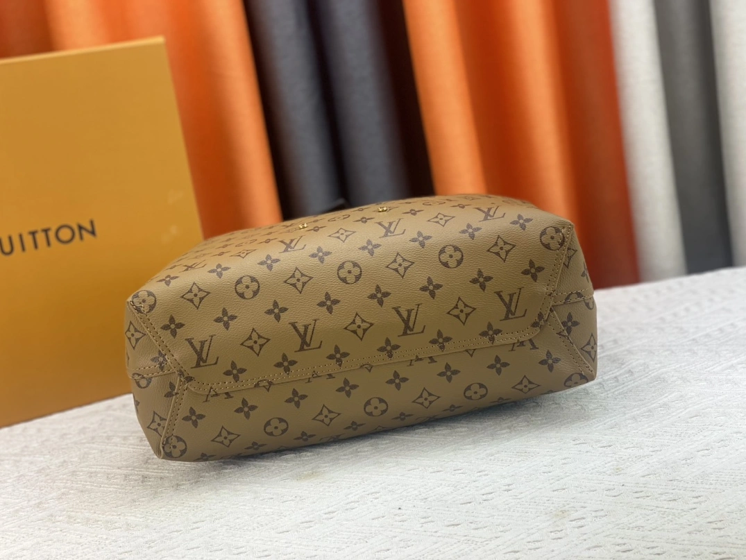 Louis Vuitton AAA Quality Handbags For Women SmartChoice 2331