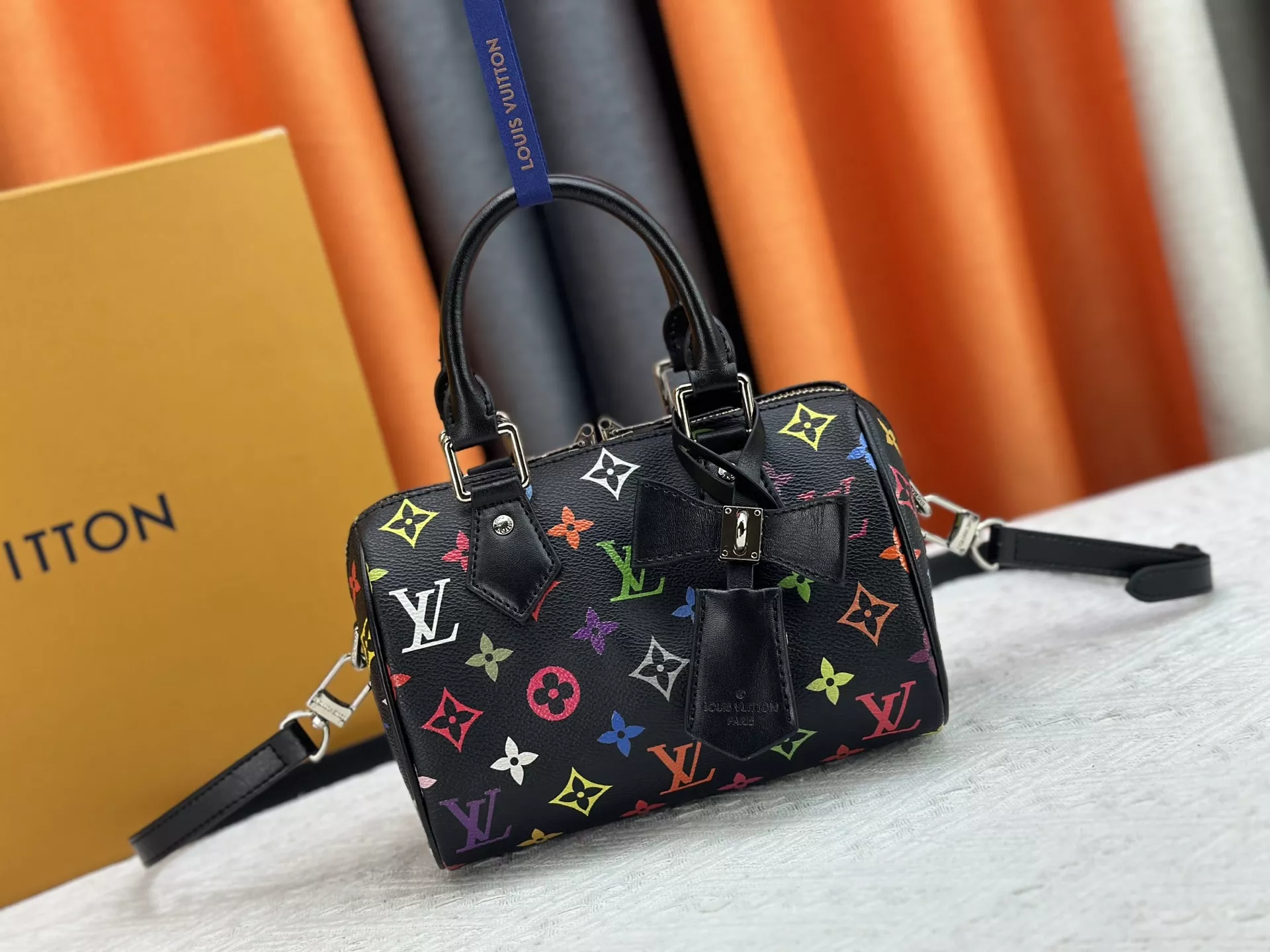 Louis Vuitton AAA Quality Handbags For Women Sophisticated 8741