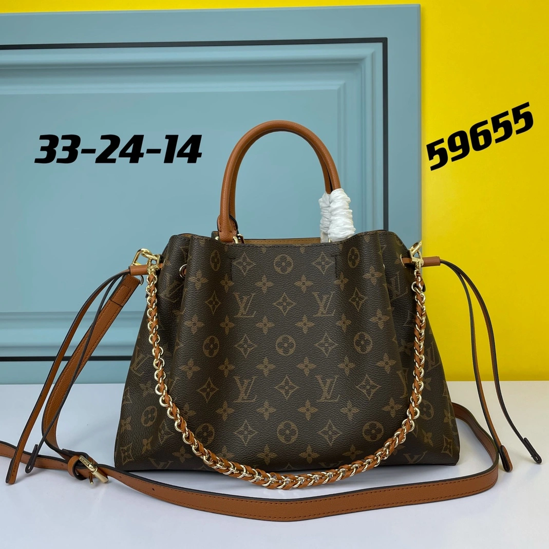 Louis Vuitton AAA Quality Handbags For Women StreetReady 8043