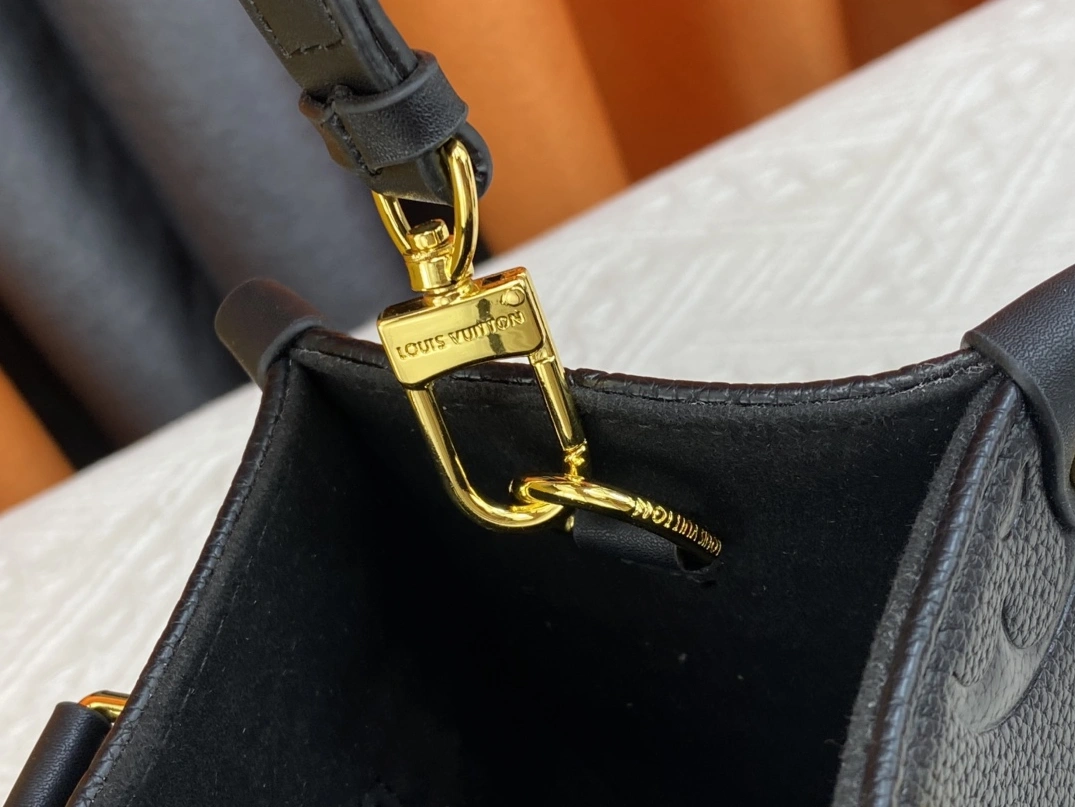 Louis Vuitton AAA Quality Handbags For Women Timeless 1975