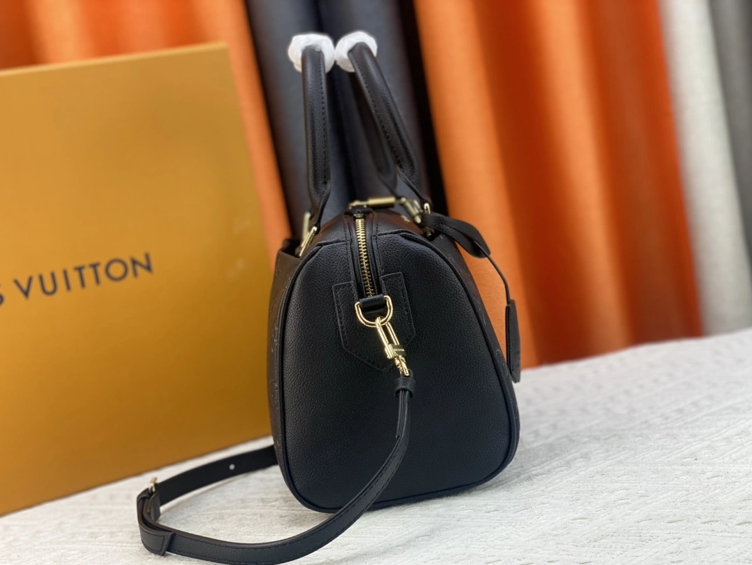 Louis Vuitton AAA Quality Handbags For Women Timeless 6775