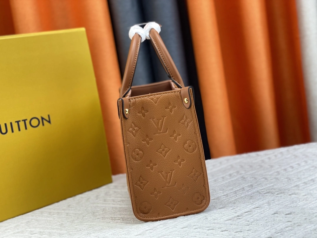 Louis Vuitton AAA Quality Handbags For Women TopPick 2768