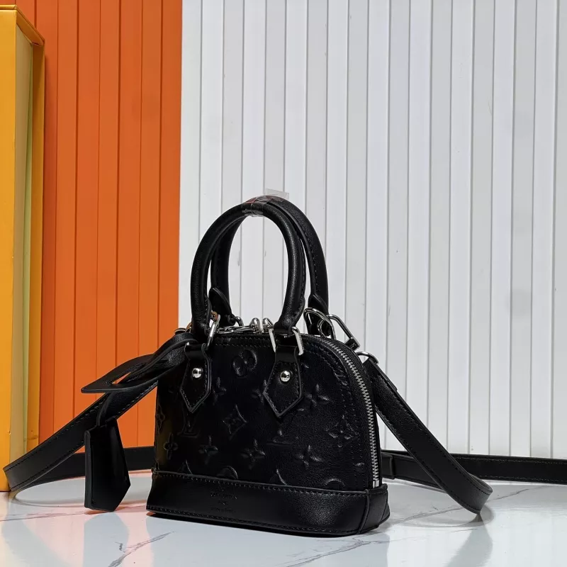 Louis Vuitton AAA Quality Handbags For Women Trendy 1483