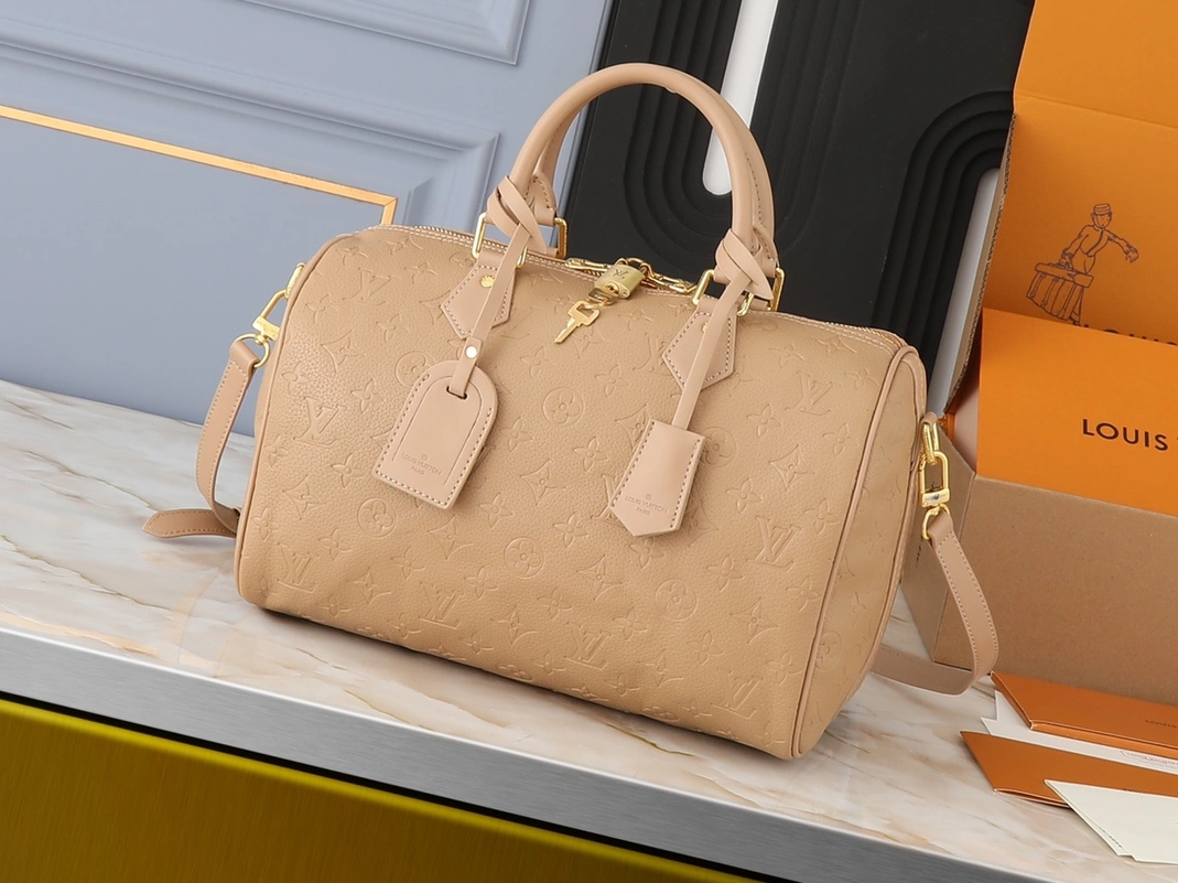 Louis Vuitton AAA Quality Handbags For Women Unique 1625