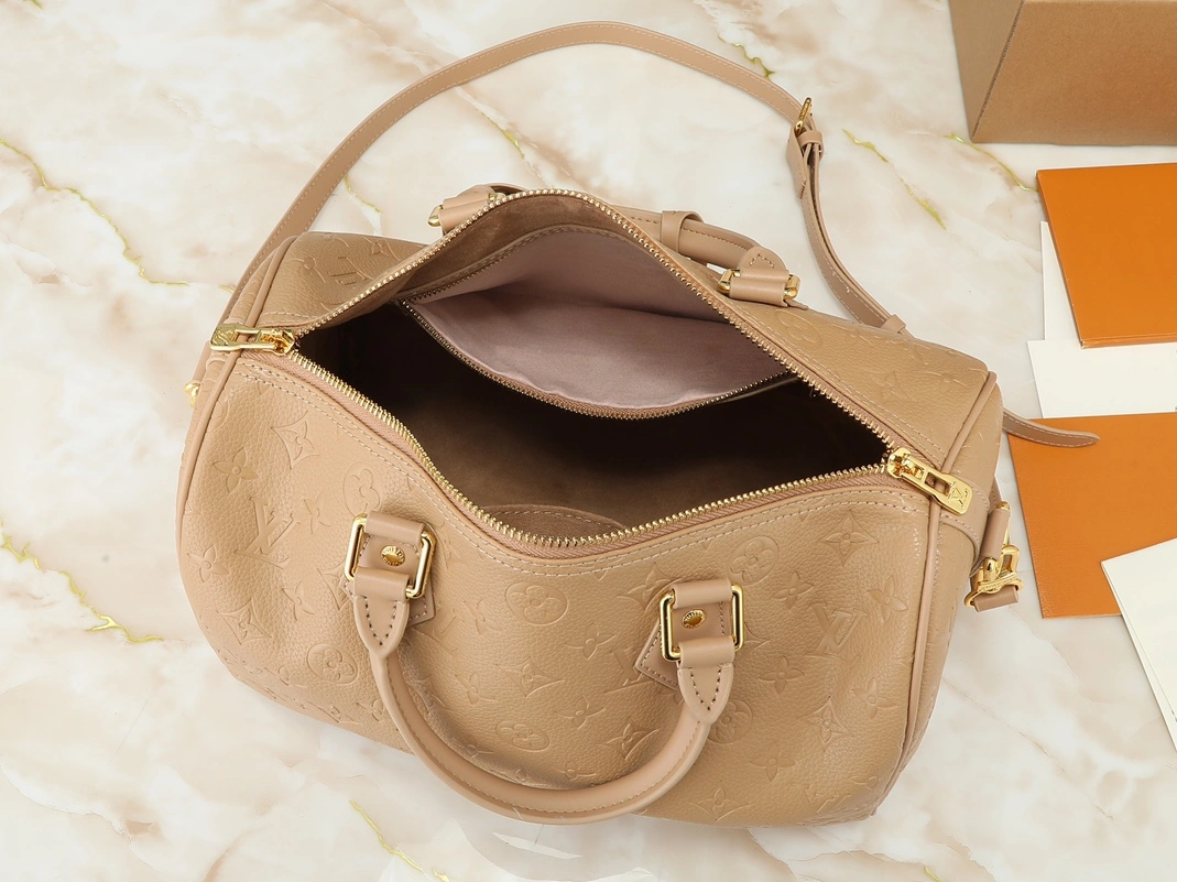 Louis Vuitton AAA Quality Handbags For Women Unique 1625
