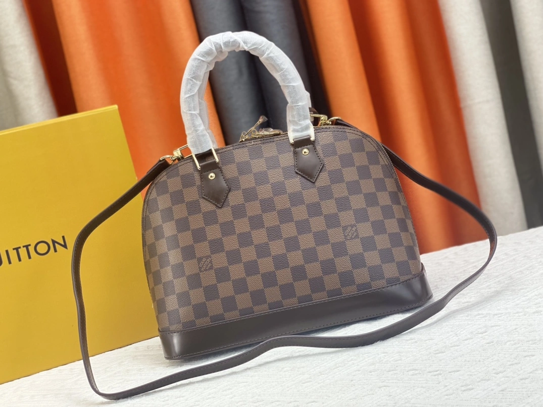 Louis Vuitton AAA Quality Handbags For Women Unique 5105