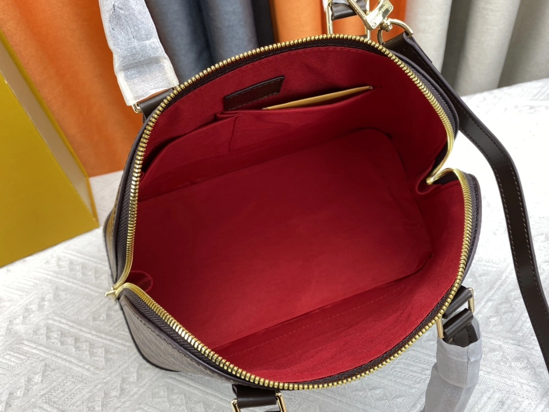 Louis Vuitton AAA Quality Handbags For Women Unique 5105