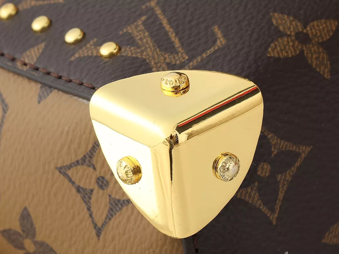 Louis Vuitton AAA Quality Handbags For Women Unique 8540