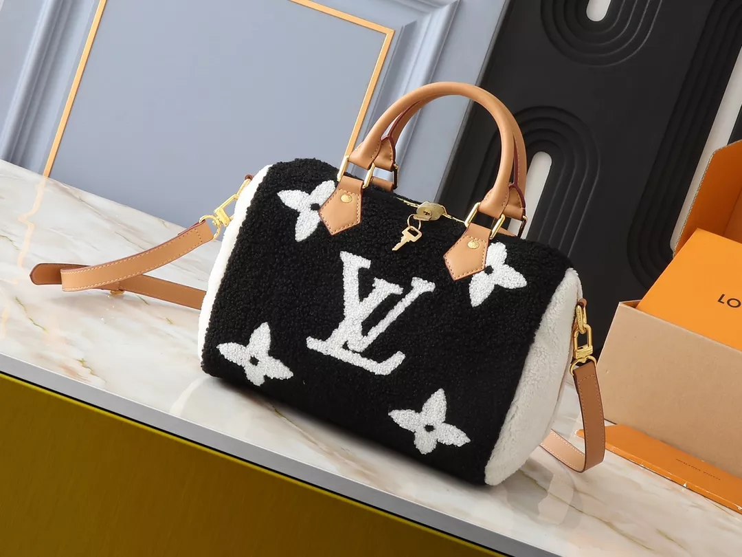 Louis Vuitton AAA Quality Handbags For Women UrbanStyle 3590