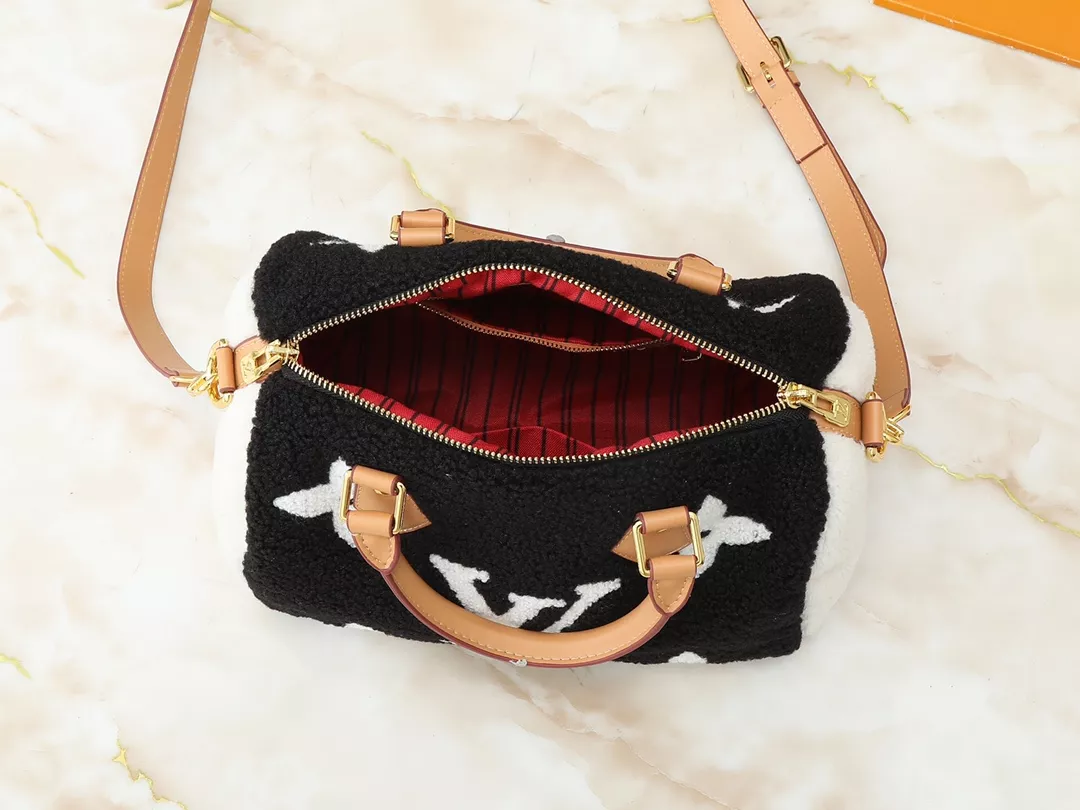 Louis Vuitton AAA Quality Handbags For Women UrbanStyle 3590